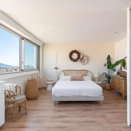 Apartment Serenity Escape - Sea View & Sunset
